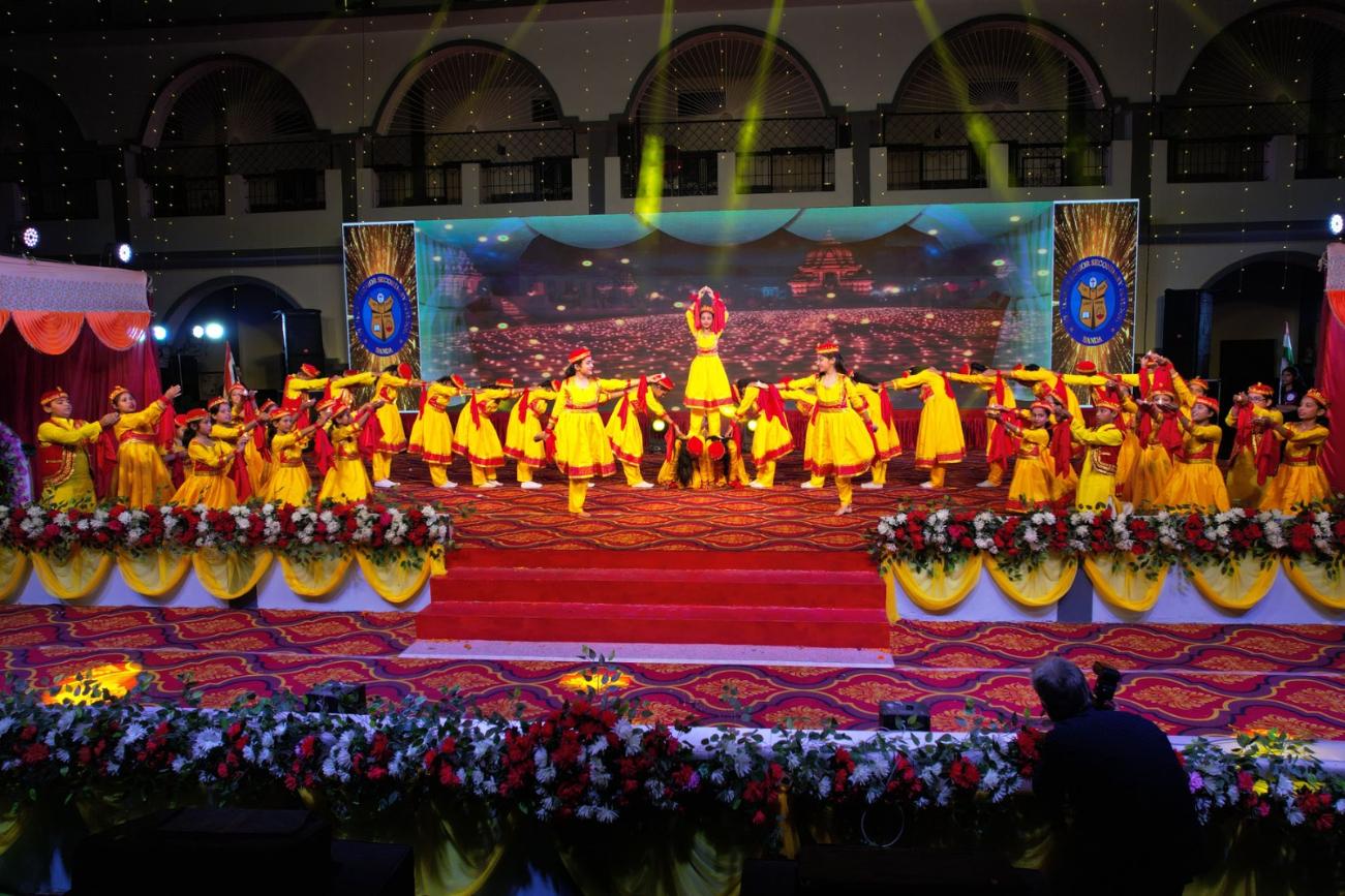 ST. MARYS SENIOR SECONDARY SCHOOL Banner Image